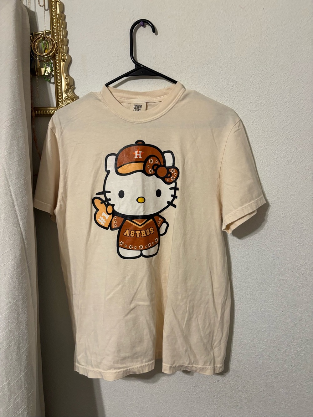 Comfort Colors Cream Hello Kitty Houston Astros Graphic Tee